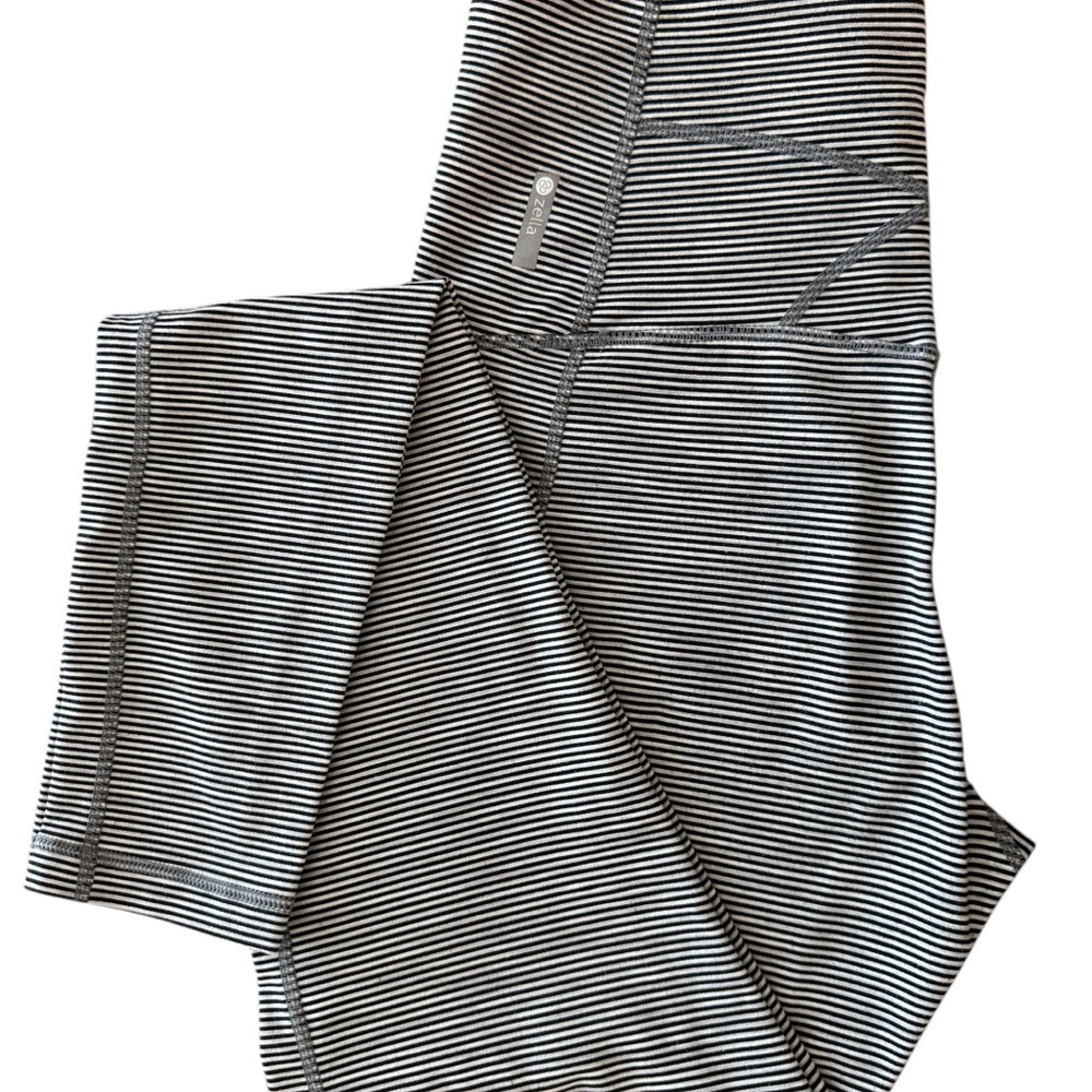 Zella High Waist Black and White Leggings